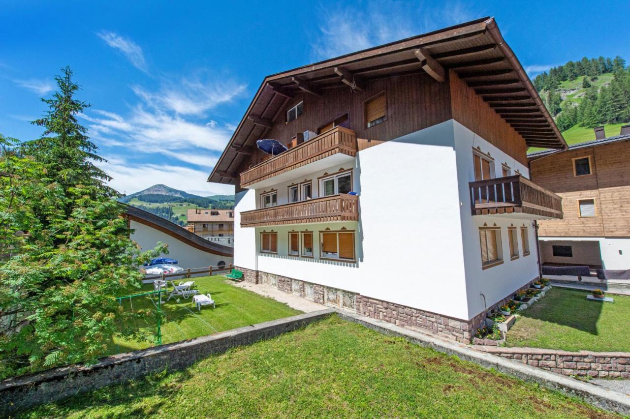 Apartment Brunelle Selva di Val Gardena Exteriör bild
