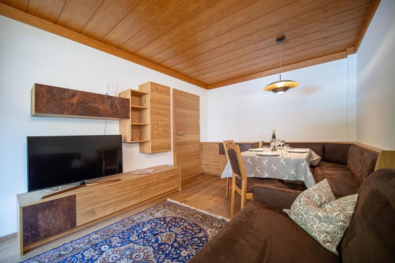 Apartment Brunelle Selva di Val Gardena Exteriör bild